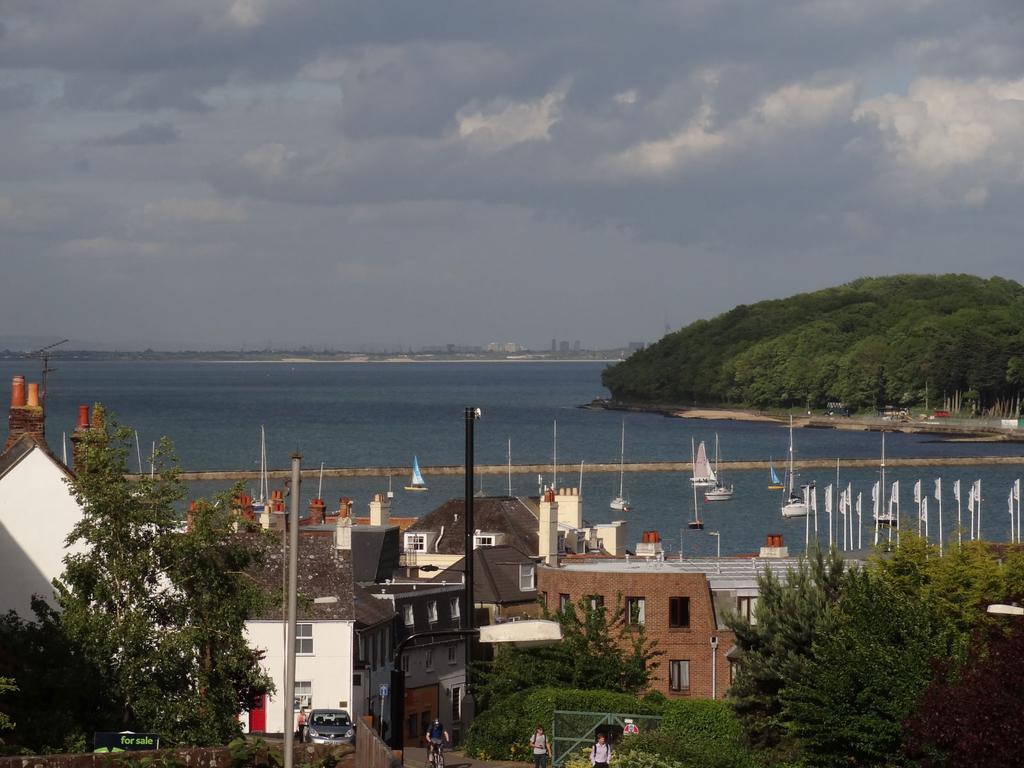 Gray'S Inn Cowes  Exterior foto